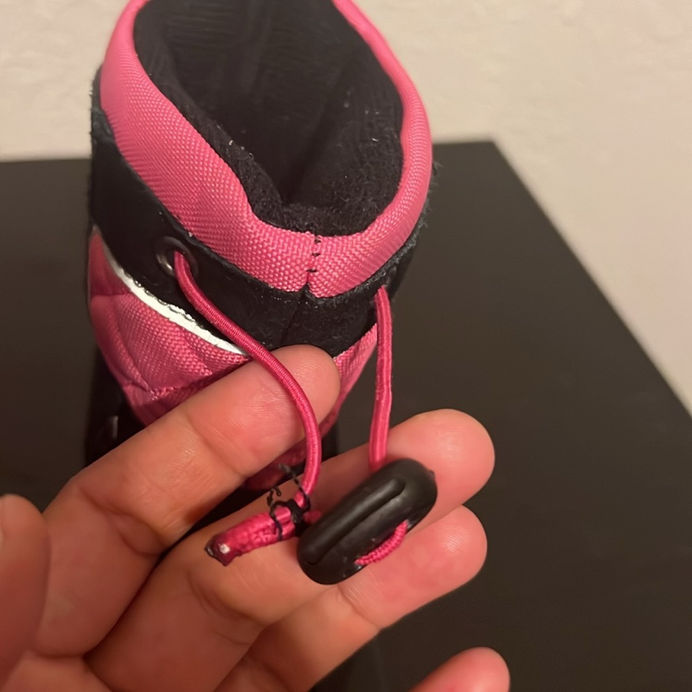 Totes Tammy Girls' Winter Pink Black‎ Boots Size 11 Waterproof Rain Boot EUC - Picture 8 of 9